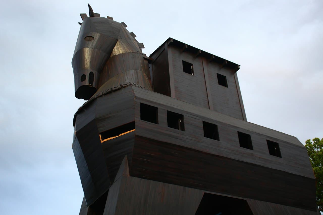 Cheval de Troie en bois sur le site antique de Troie